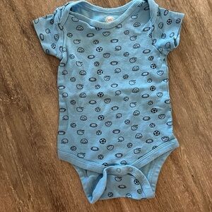 Wonder Nation Blue Whale Print Bodysuit